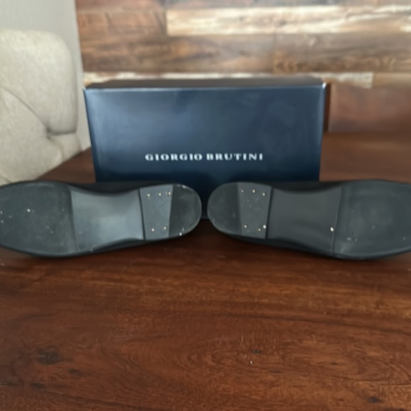 Worn once inside only pair of shoes - Picture 2 of 5